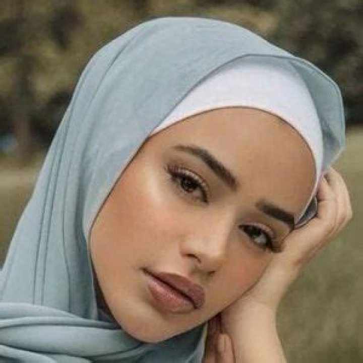 Batul Bazzi - Age, Family, Bio ·