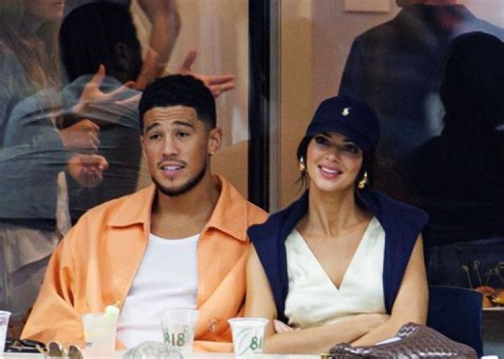 Is Instagram Model, Lyna Perez Single or Dating a Boyfriend? Also know about her Half-a-Million Doll
