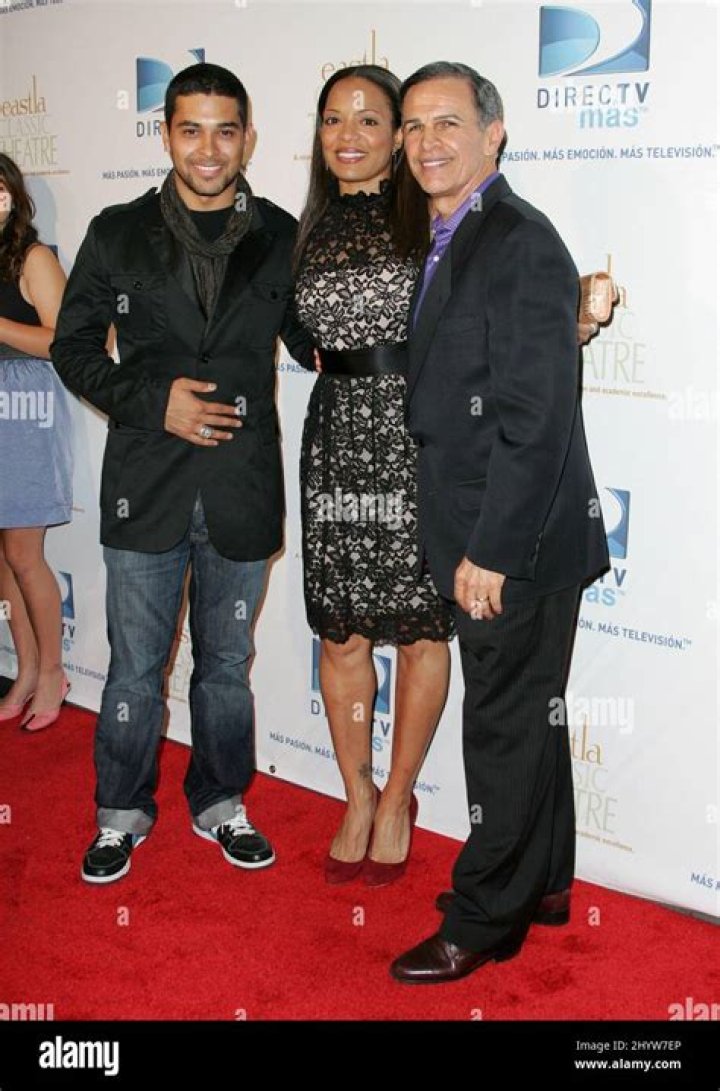 Mark Gordon, Luna Lauren Velez, And Beyond