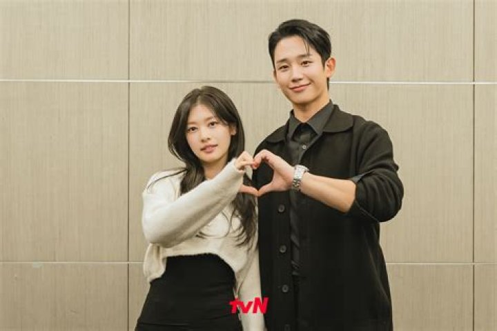 The South Korean actress Jung Somin-Ji's Boyfriend, Drama, Movies, TV shows.