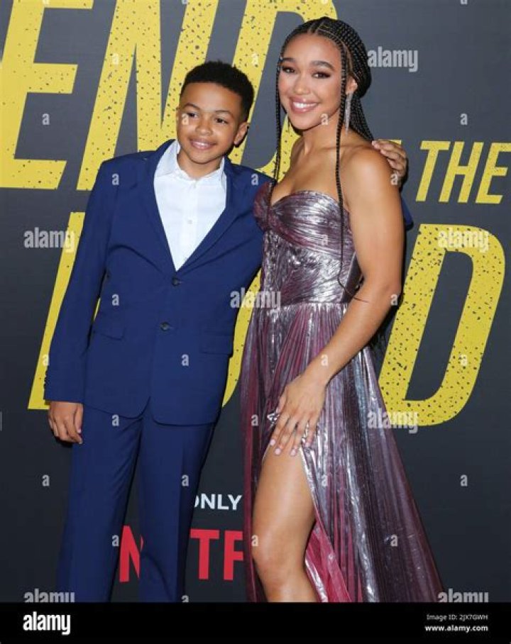 Unveiling Shaun Dixon's Height, Weight, And Net Worth: A Journey Of Success